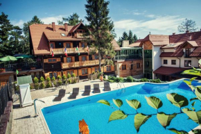 Hotel Modrzewiówka  Лянцкорона